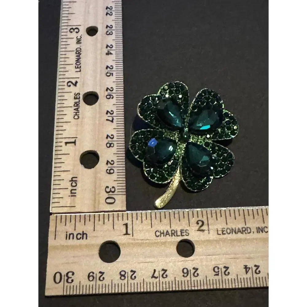Vintage Green Crystal Four-Leaf Clover Brooch